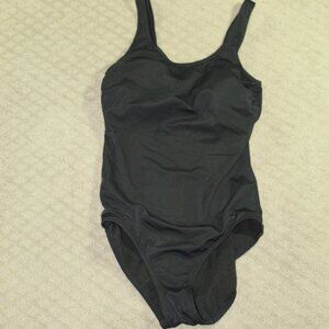 Catalina Size M Black Ribbed One Piece Swimsuit